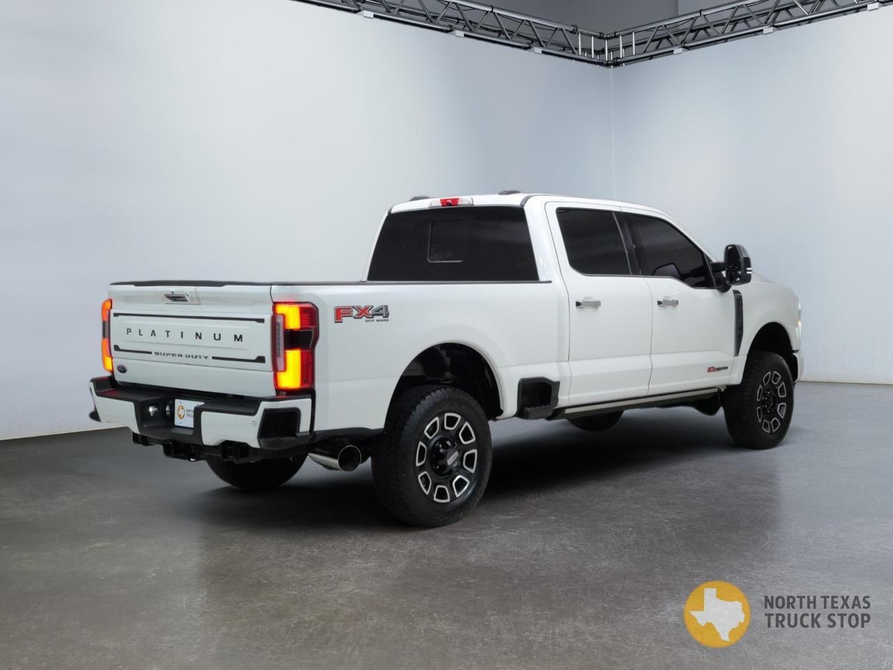 2024 Ford Super Duty F-250 Platinum FX4 High Output 6.7L Power Stroke 4x4 Mansfield TX