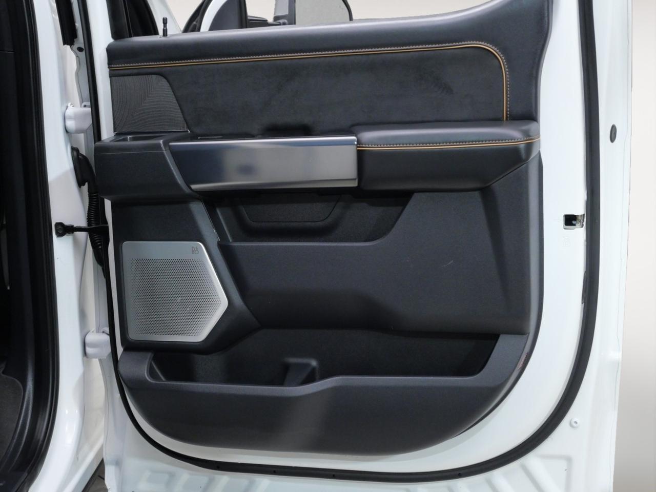 2024 Ford Super Duty F-250 Platinum FX4 High Output 6.7L Power Stroke 4x4 Mansfield TX