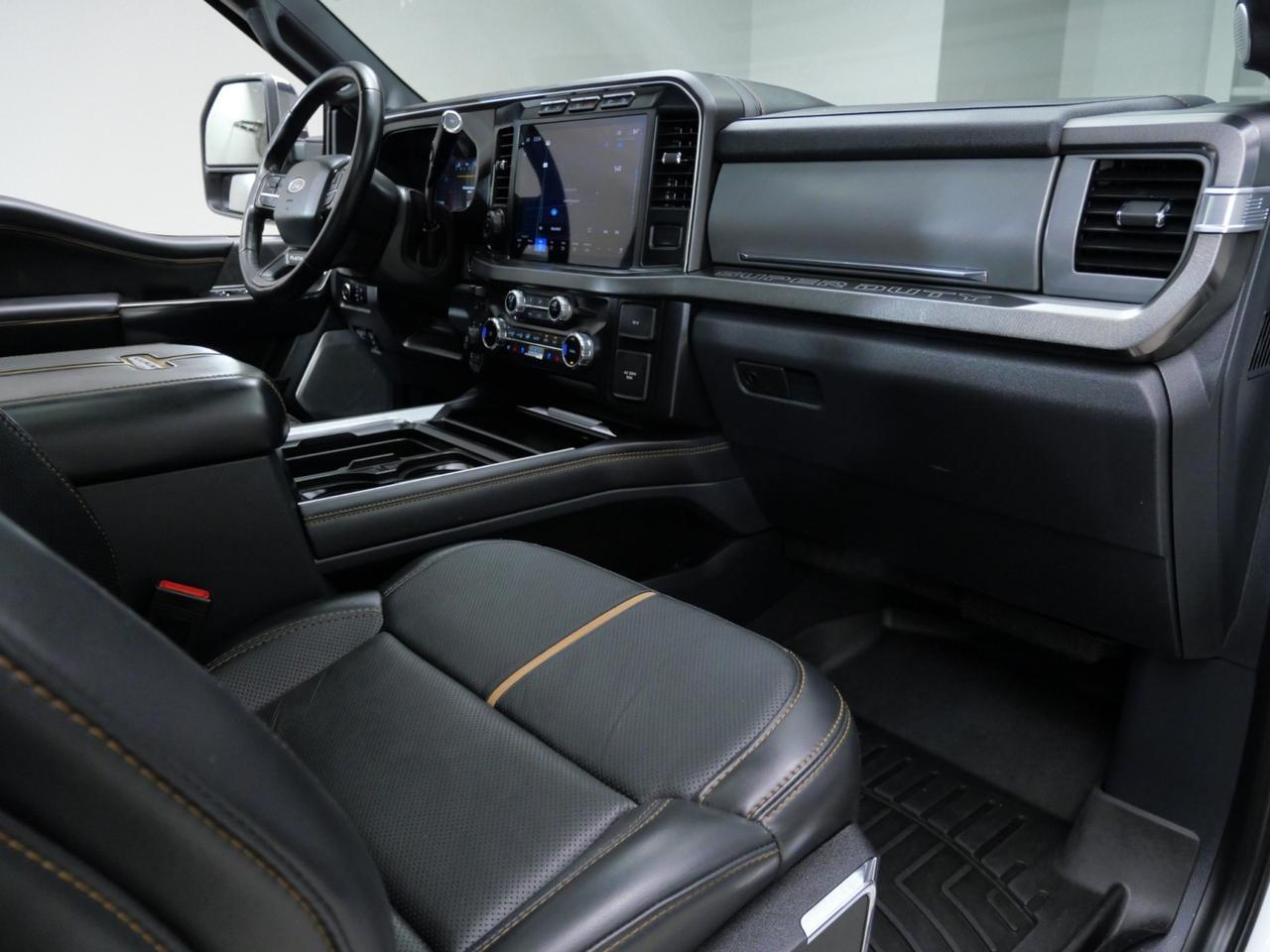 2024 Ford Super Duty F-250 Platinum FX4 High Output 6.7L Power Stroke 4x4 Mansfield TX