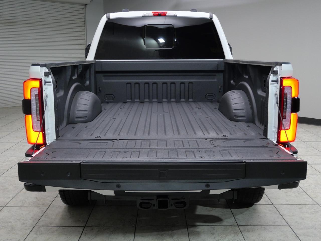2024 Ford Super Duty F-250 Platinum FX4 High Output 6.7L Power Stroke 4x4 Mansfield TX