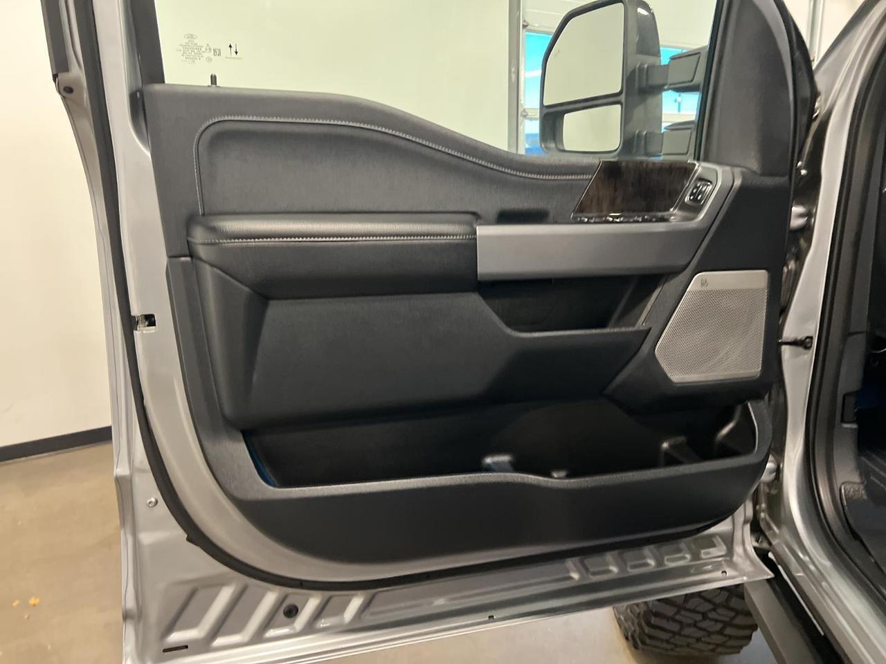 2024 Ford Super Duty F-250 SRW LARIAT Parker CO