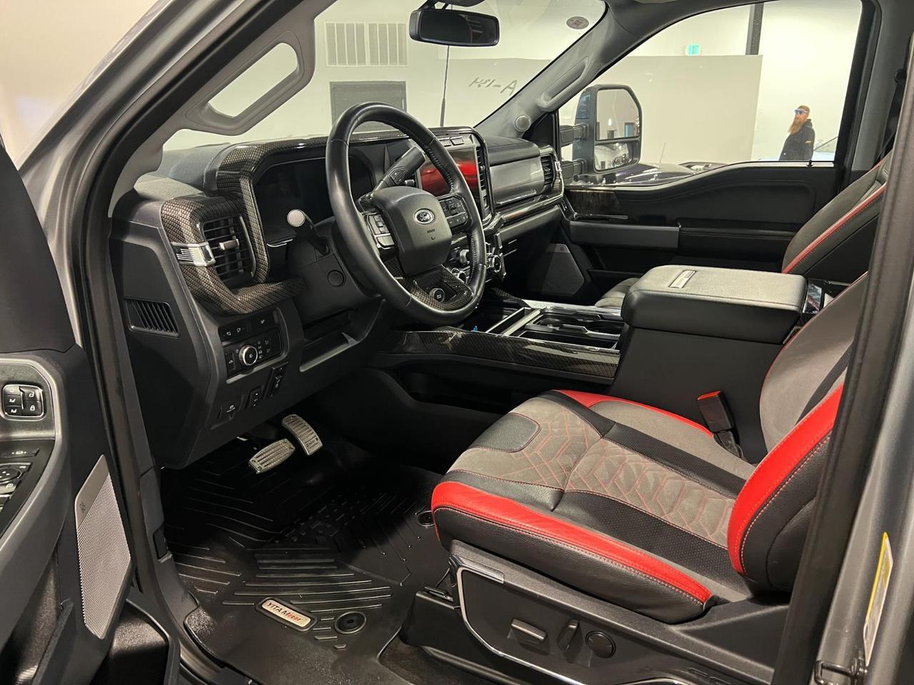 2024 Ford Super Duty F-250 SRW LARIAT Parker CO