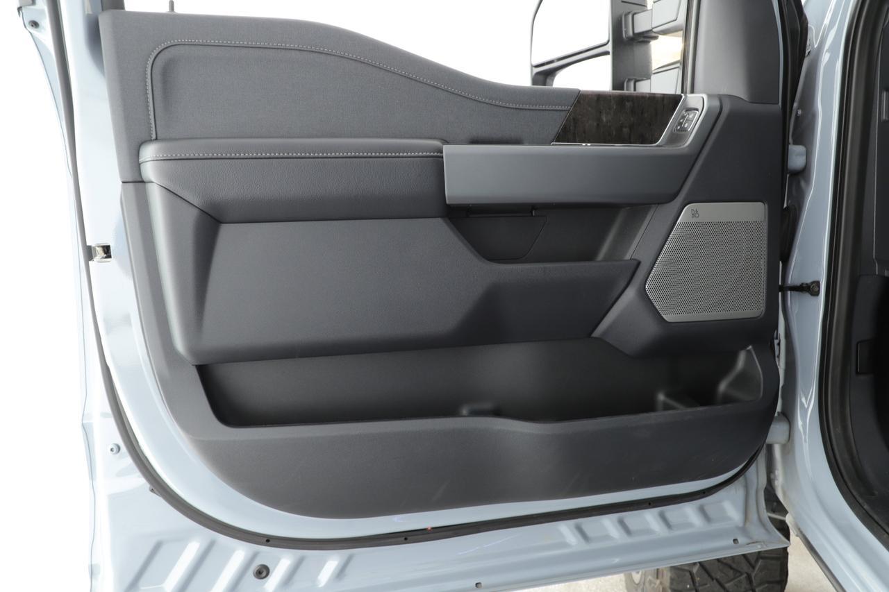 2024 Ford Super Duty F-250 SRW LARIAT New Braunfels TX