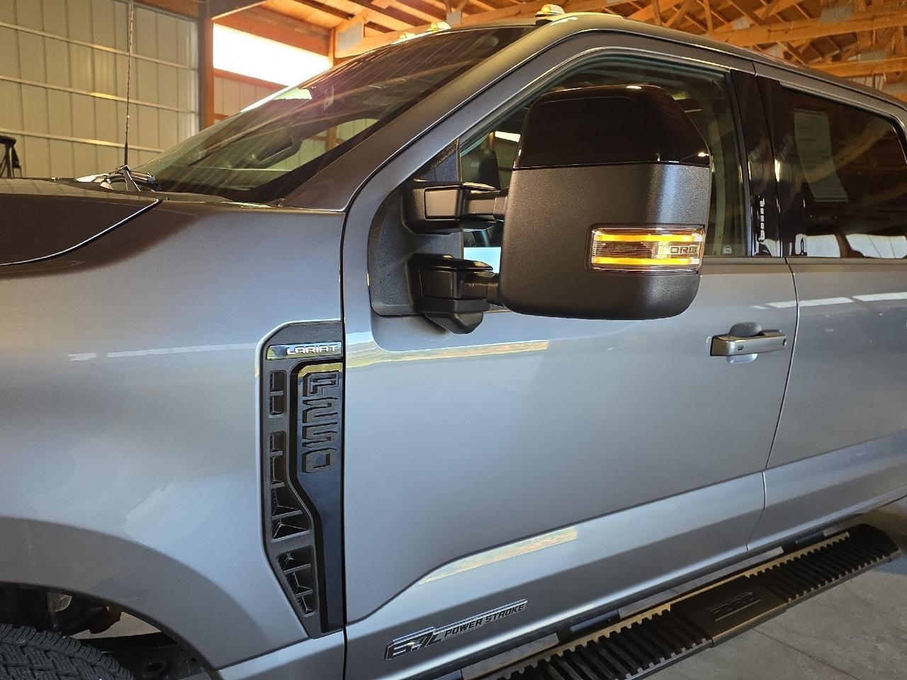 2024 Ford Super Duty F-250 SRW LARIAT Sand Lake NY