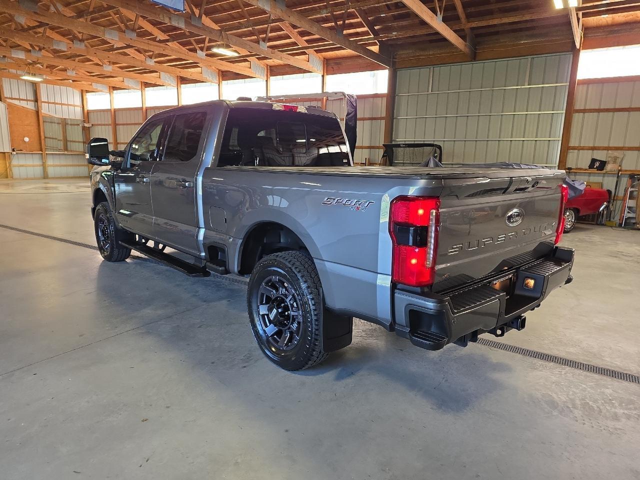 2024 Ford Super Duty F-250 SRW LARIAT Sand Lake NY