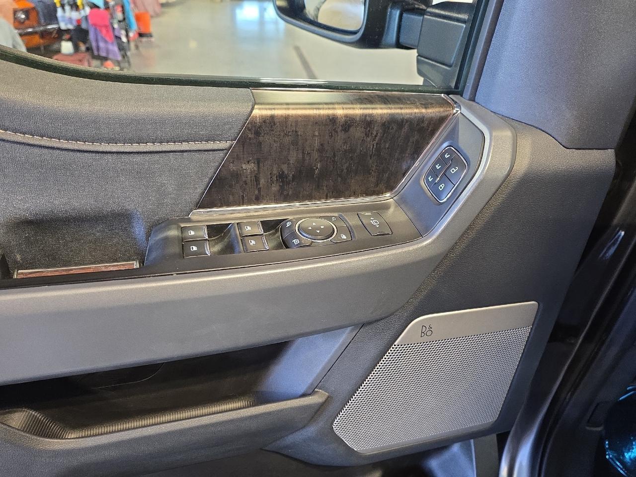 2024 Ford Super Duty F-250 SRW LARIAT Sand Lake NY