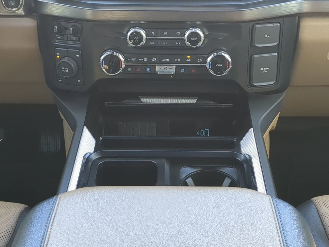 2024 Ford Super Duty F-250 SRW LARIAT Winder GA