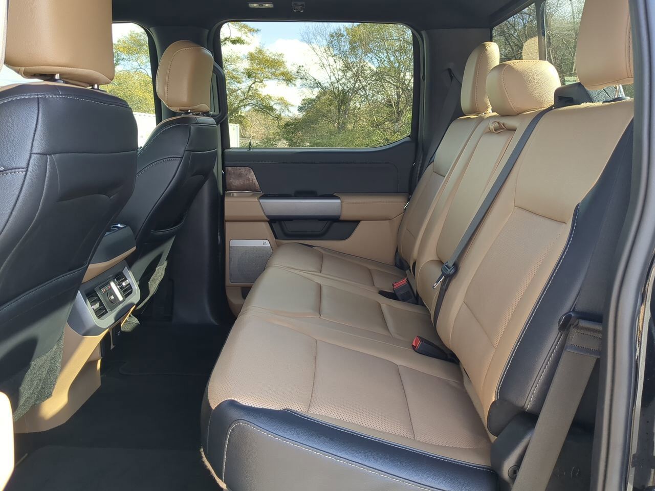 2024 Ford Super Duty F-250 SRW LARIAT Winder GA