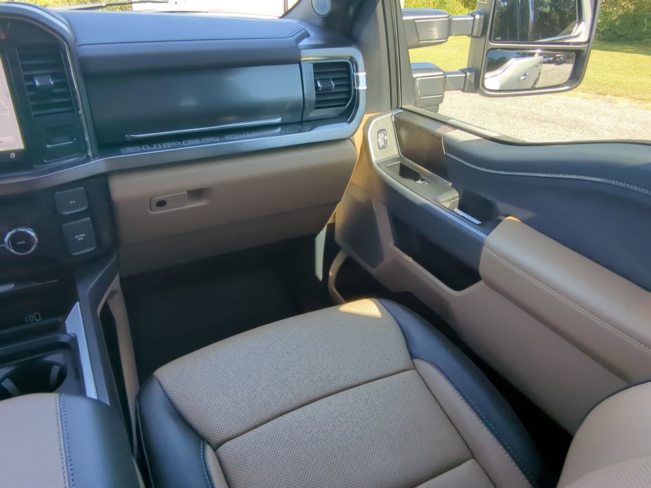 2024 Ford Super Duty F-250 SRW LARIAT Winder GA