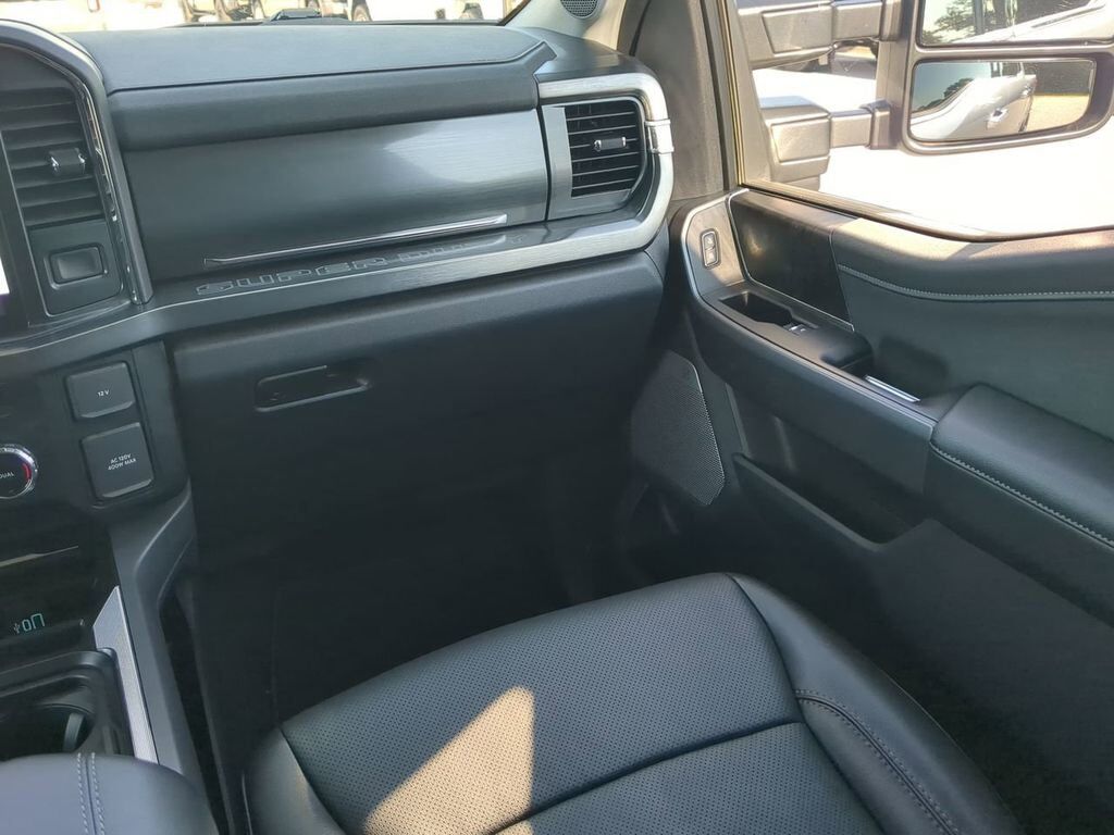 2024 Ford Super Duty F-250 SRW LARIAT Winder GA