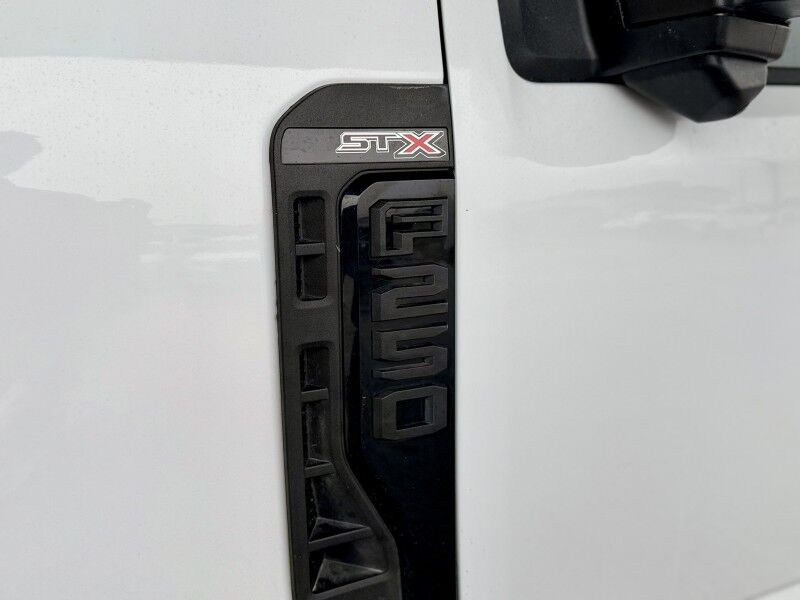 2024 Ford Super Duty F-250 SRW XL Del Rio TX