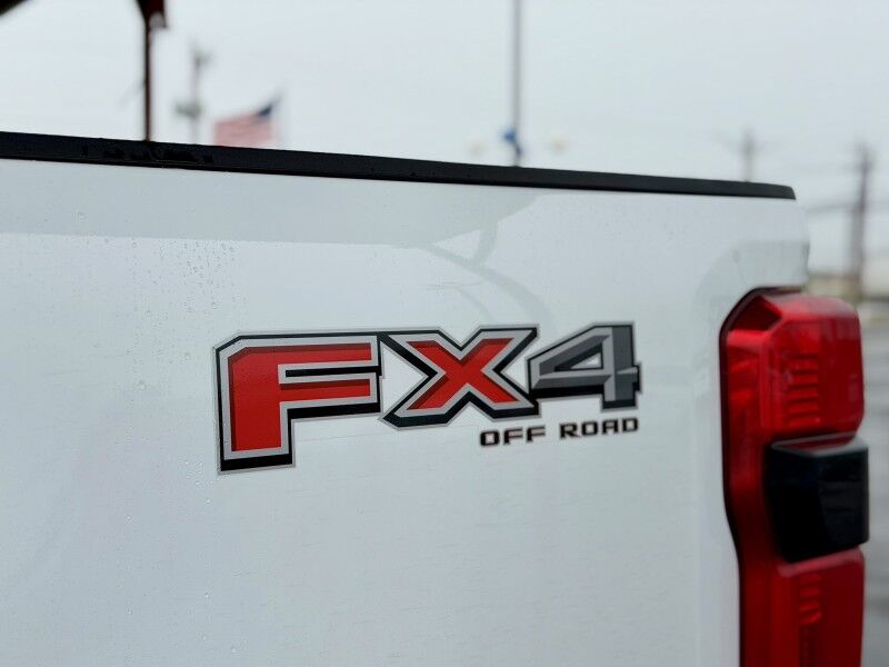 2024 Ford Super Duty F-250 SRW XL Del Rio TX