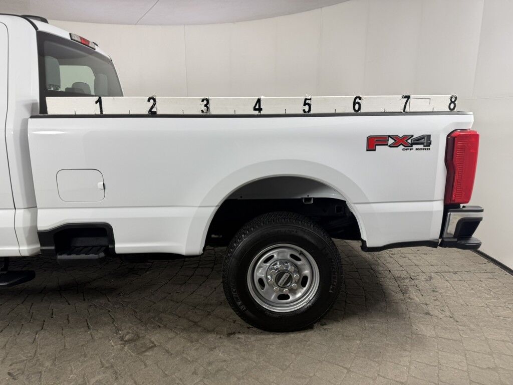 2024 Ford Super Duty F-250 SRW XL 4WD Crew Cab 8' Box Maumee OH