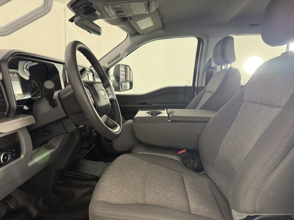 2024 Ford Super Duty F-250 SRW XL 4WD Crew Cab 8' Box Maumee OH