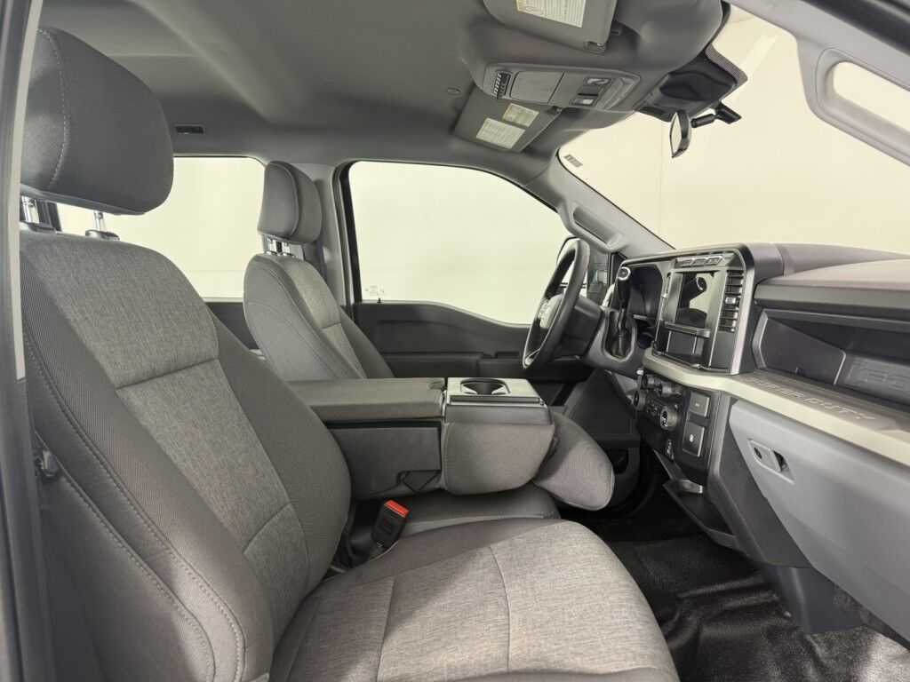 2024 Ford Super Duty F-250 SRW XL 4WD Crew Cab 8' Box Maumee OH