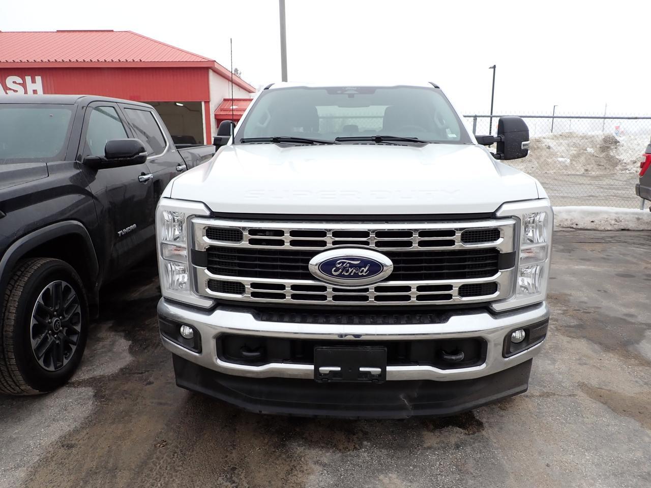 2024 Ford Super Duty F-250 SRW XLT CREW CAB LONG BED POWERSEATS Listowel ON