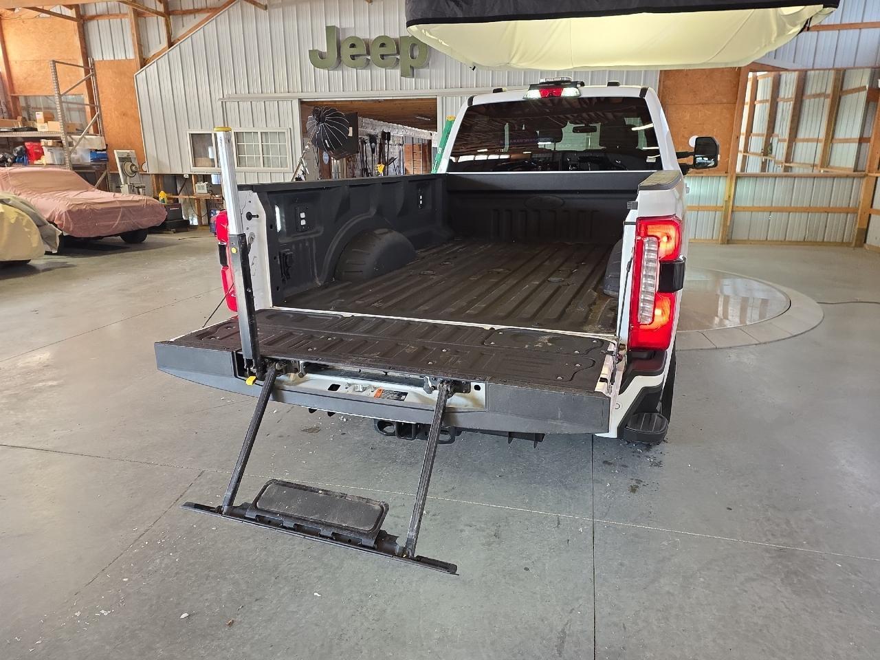 2024 Ford Super Duty F-250 SRW XLT Sand Lake NY