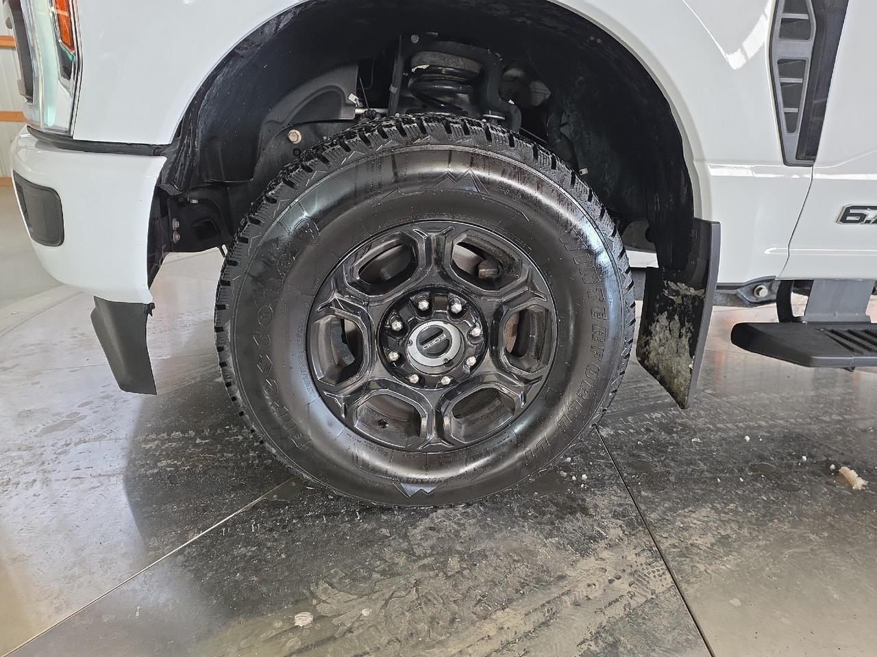 2024 Ford Super Duty F-250 SRW XLT Sand Lake NY