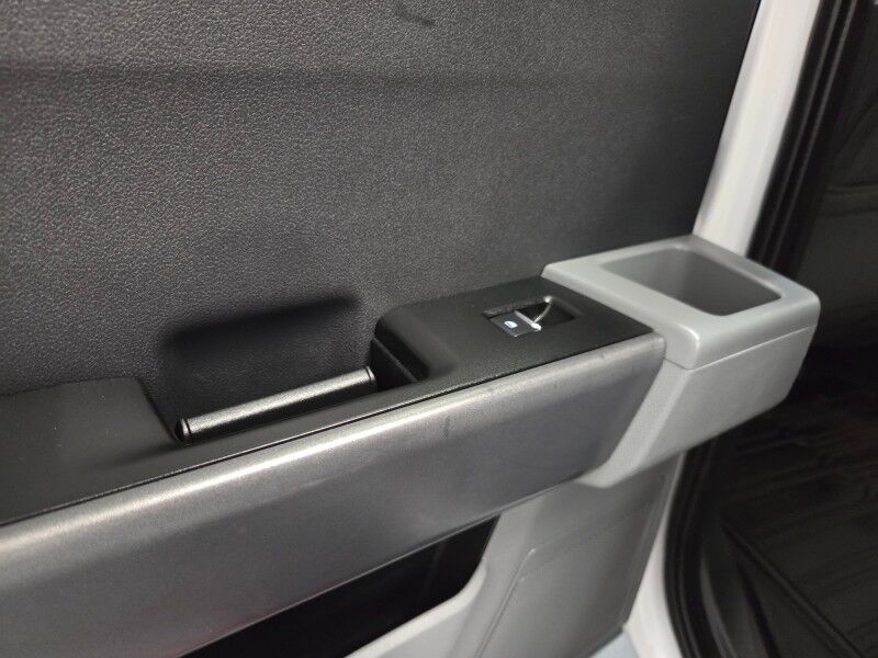 2024 Ford Super Duty F-250 XLT Crew Cab 6.7L Diesel FX4 4WD 1 Owner FREE WARRANTY Arlington TX