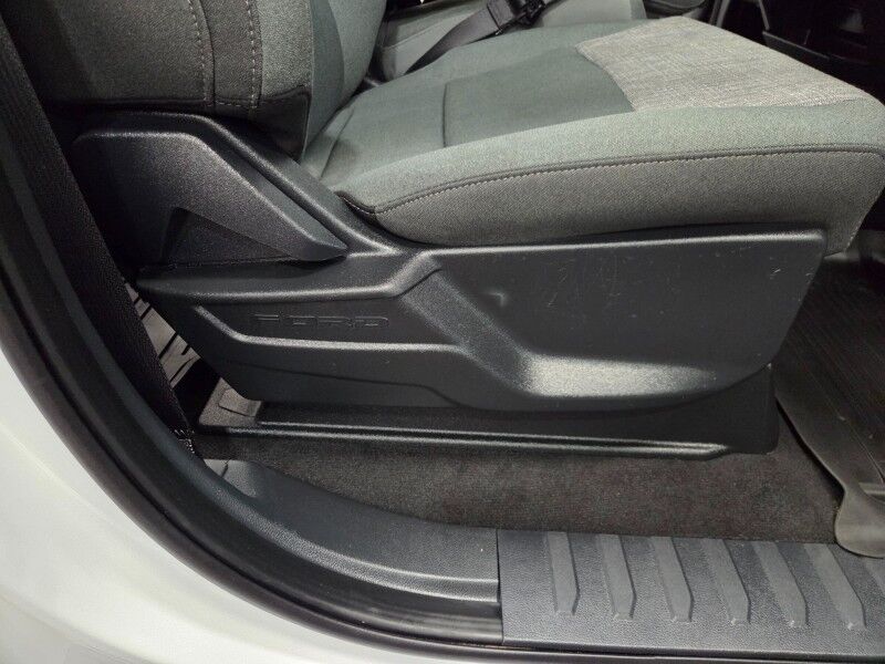 2024 Ford Super Duty F-250 XLT Crew Cab 6.7L Diesel FX4 4WD 1 Owner FREE WARRANTY Arlington TX