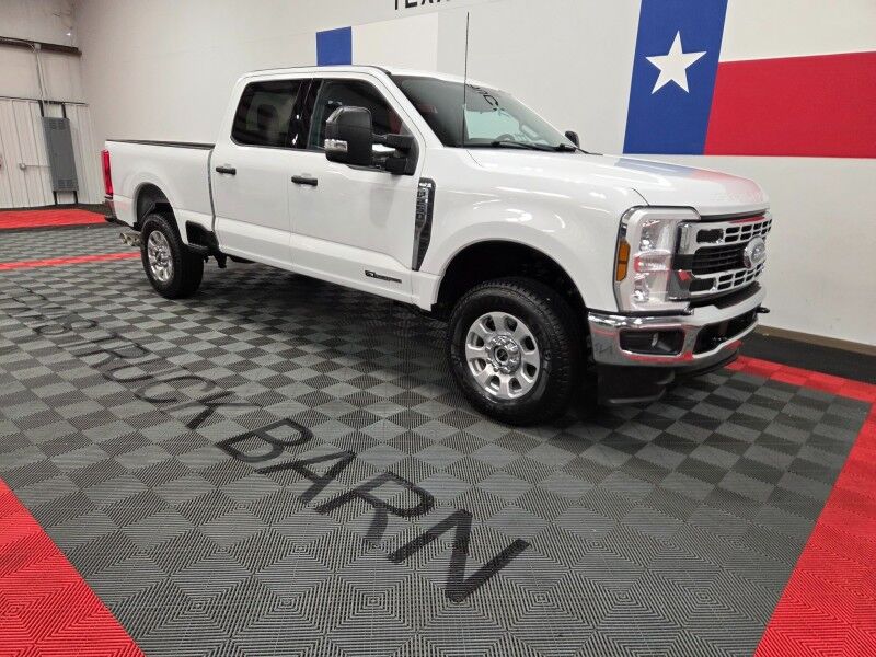 2024 Ford Super Duty F-250 XLT Crew Cab 6.7L Diesel FX4 4WD 1 Owner FREE WARRANTY Arlington TX