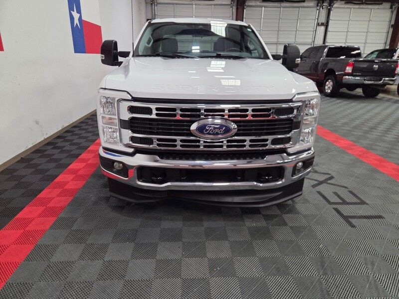 2024 Ford Super Duty F-250 XLT Crew Cab 6.7L Diesel FX4 4WD 1 Owner FREE WARRANTY Arlington TX