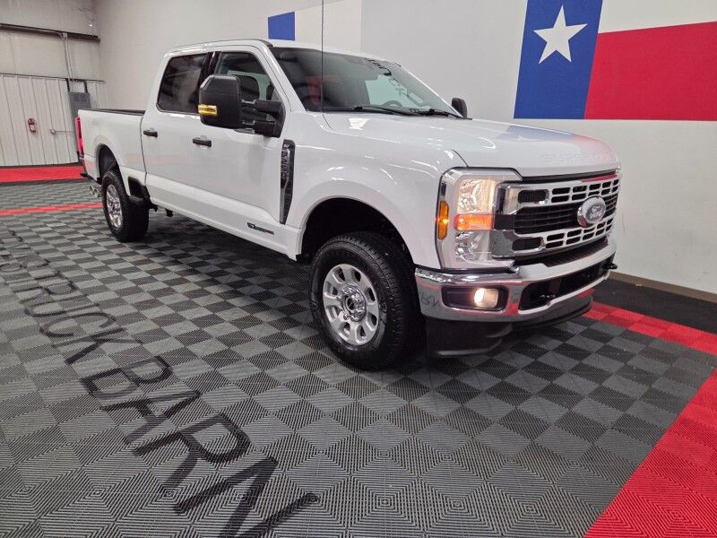 2024 Ford Super Duty F-250 XLT Crew Cab 6.7L Diesel FX4 4WD 1 Owner FREE WARRANTY Arlington TX