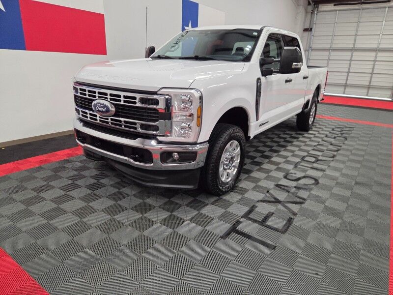 2024 Ford Super Duty F-250 XLT Crew Cab 6.7L Diesel FX4 4WD 1 Owner FREE WARRANTY Arlington TX