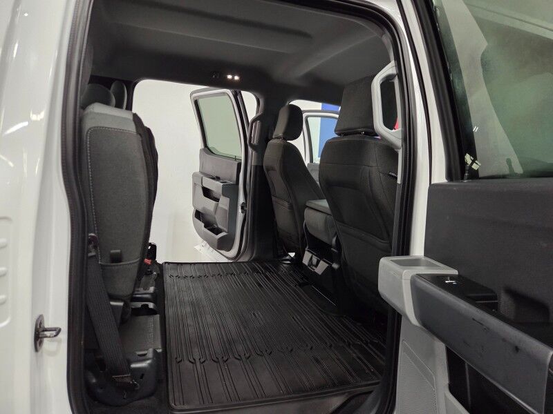 2024 Ford Super Duty F-250 XLT Crew Cab 6.7L Diesel FX4 4WD 1 Owner FREE WARRANTY Arlington TX