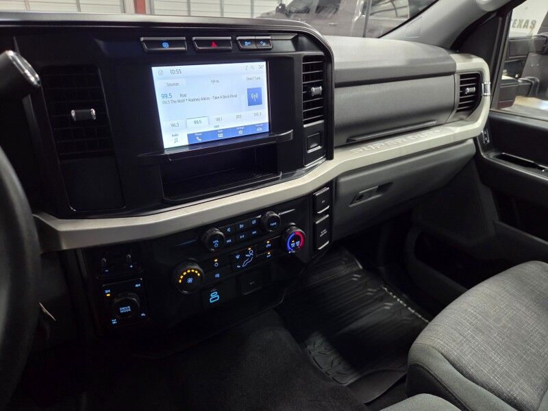 2024 Ford Super Duty F-250 XLT Crew Cab 6.7L Diesel FX4 4WD 1 Owner FREE WARRANTY Arlington TX