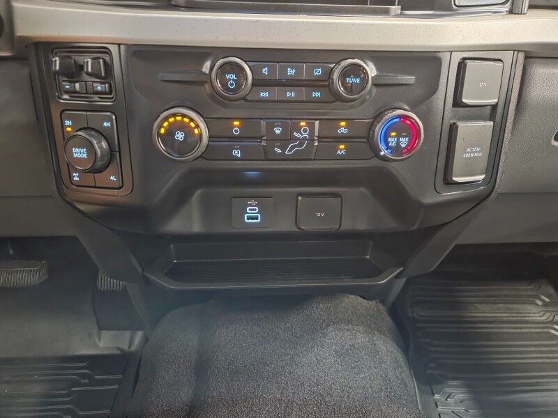 2024 Ford Super Duty F-250 XLT Crew Cab 6.7L Diesel FX4 4WD 1 Owner FREE WARRANTY Arlington TX