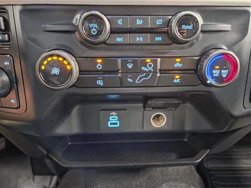 2024 Ford Super Duty F-250 XLT Crew Cab 6.7L Diesel FX4 4WD 1 Owner FREE WARRANTY Arlington TX