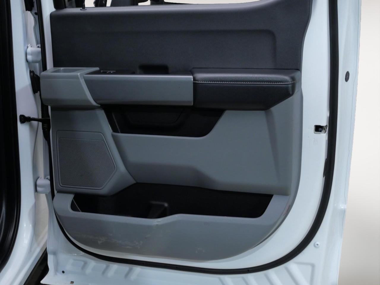 2024 Ford Super Duty F-250 XLT FX4 6.7L Power Stroke 4x4 Center Console Bucket Seats Mansfield TX