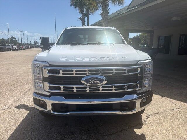 2024 Ford Super Duty F-350 Crew Cab 4WD XLT w/Flat Bed Lafayette LA
