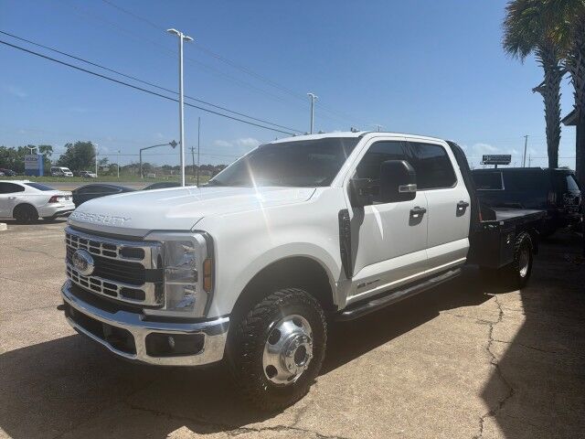 2024 Ford Super Duty F-350 Crew Cab 4WD XLT w/Flat Bed Lafayette LA