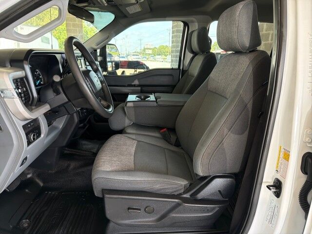 2024 Ford Super Duty F-350 Crew Cab 4WD XLT w/Flat Bed Lafayette LA