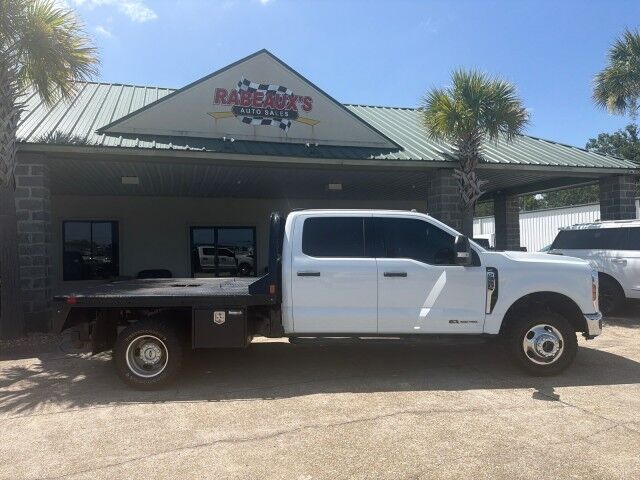 2024 Ford Super Duty F-350 Crew Cab 4WD XLT w/Flat Bed