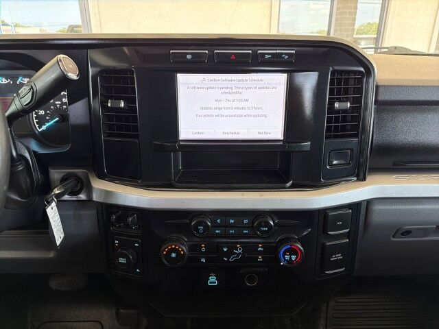 2024 Ford Super Duty F-350 Crew Cab 4WD XLT w/Flat Bed Lafayette LA