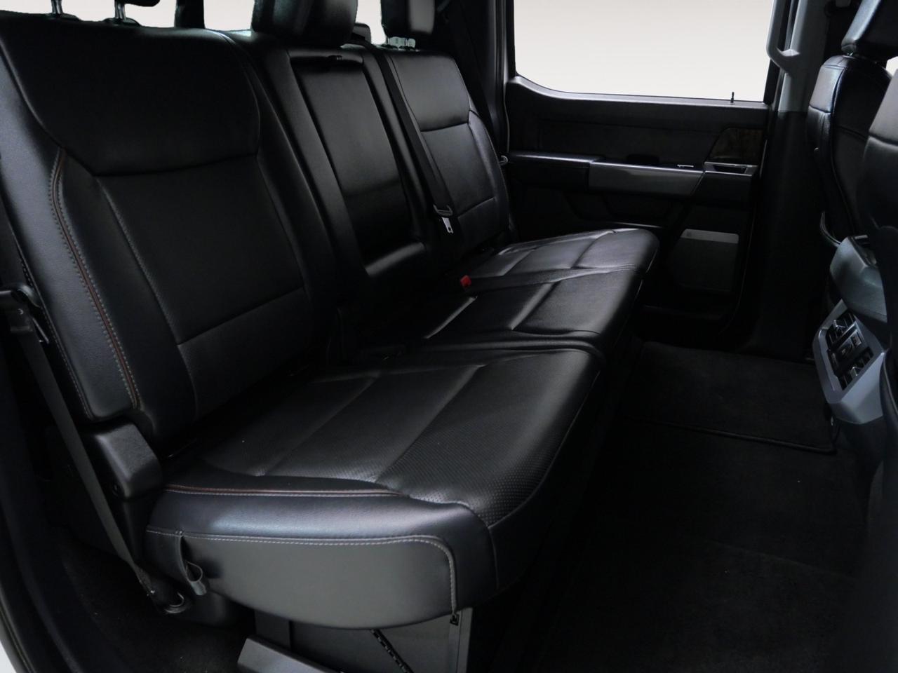 2024 Ford Super Duty F-350 DRW Lariat FX4 6.7L Power Stroke 4x4 Mansfield TX