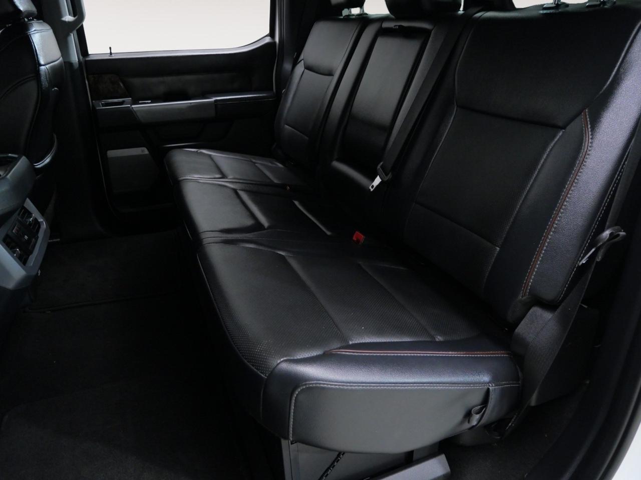 2024 Ford Super Duty F-350 DRW Lariat FX4 6.7L Power Stroke 4x4 Mansfield TX