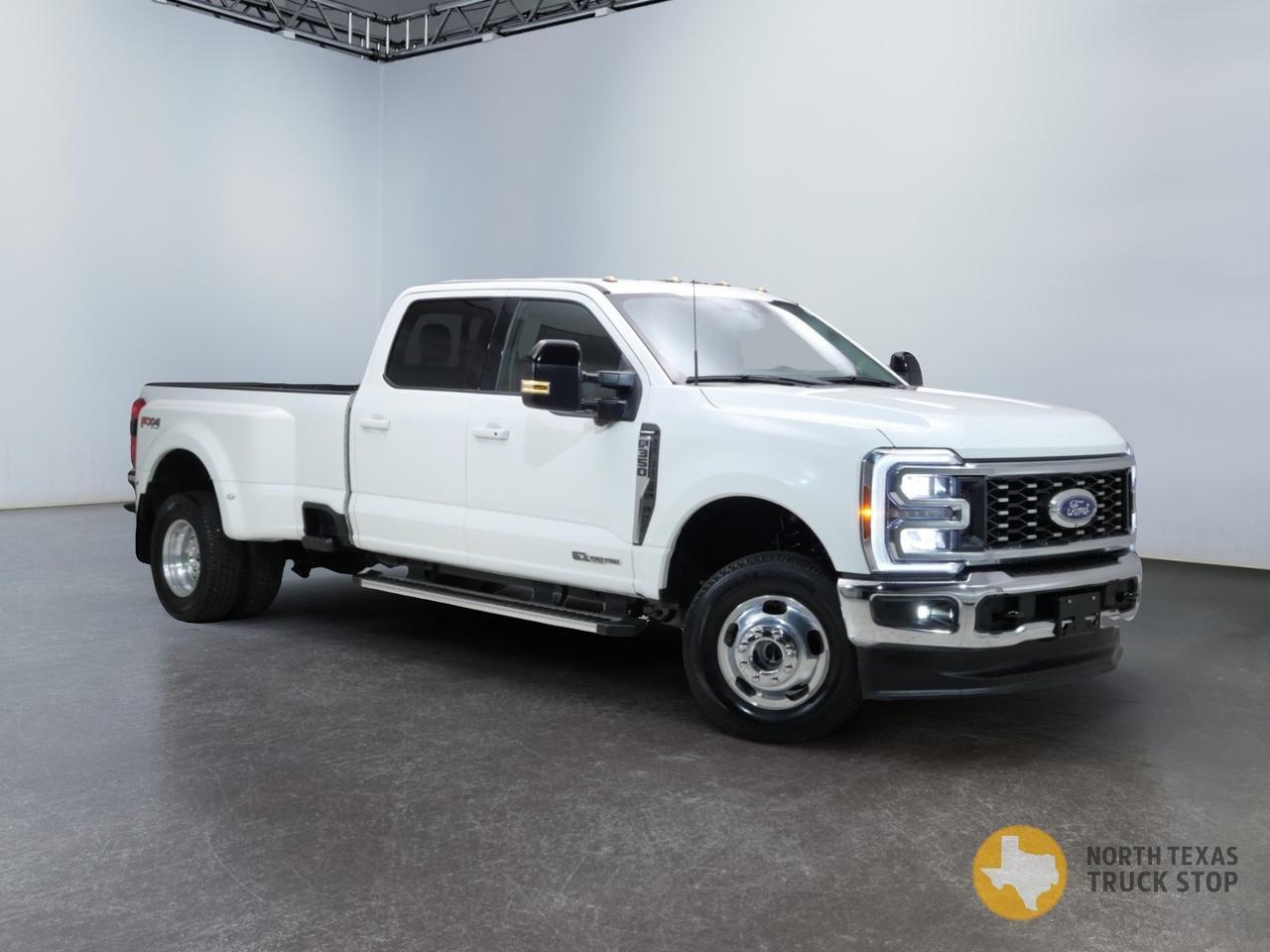 2024 Ford Super Duty F-350 DRW Lariat FX4 6.7L Power Stroke 4x4