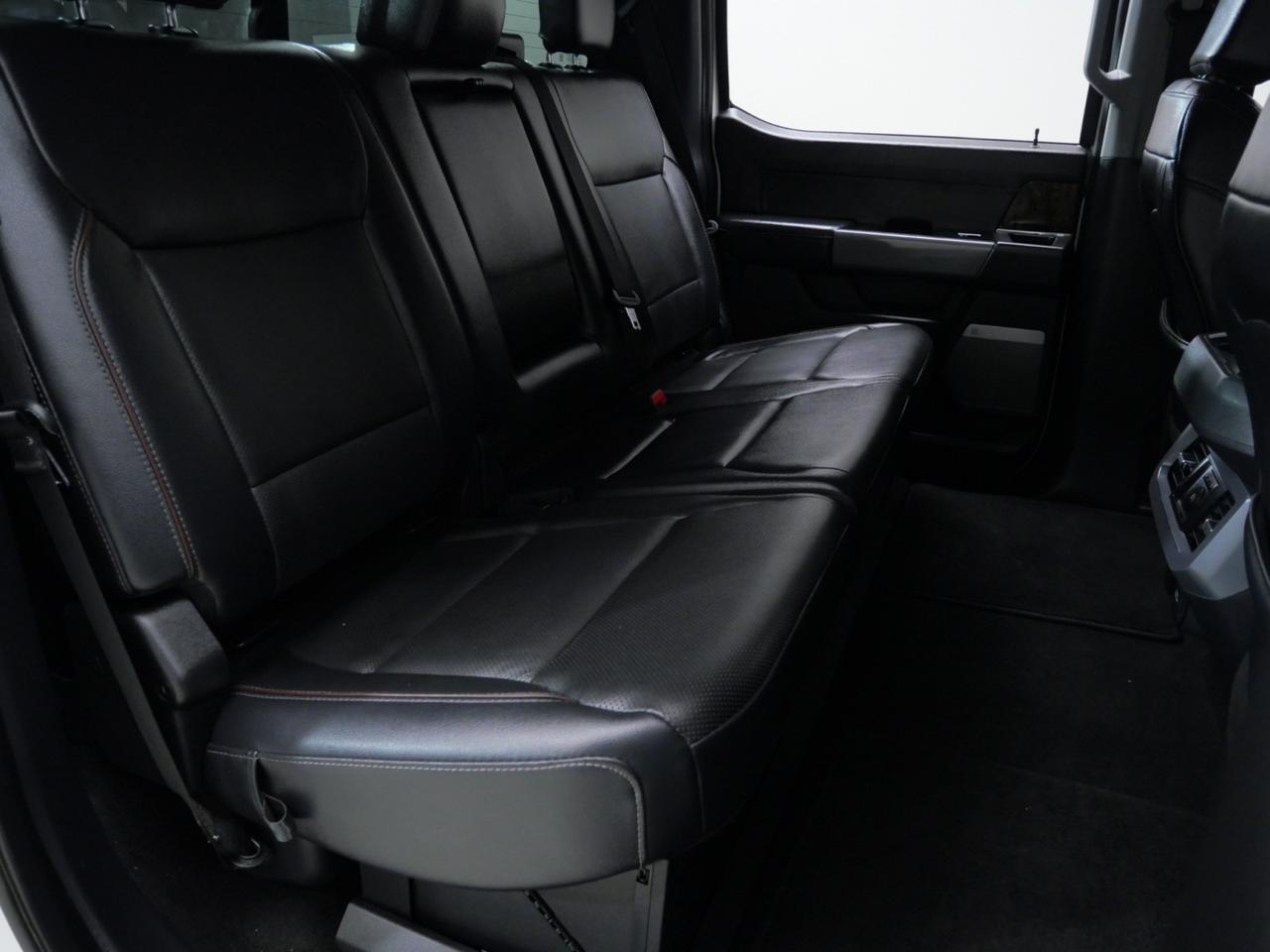 2024 Ford Super Duty F-350 DRW Lariat FX4 High Output 6.7L Power Stroke 4x4 Mansfield TX