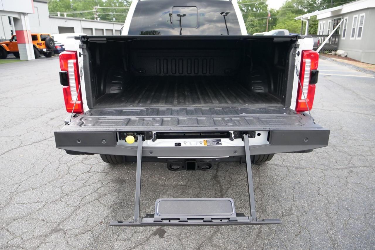 2024 Ford Super Duty F-350 King Ranch 4X4 / Massaging Front Seats / Diesel! Lincolnton NC