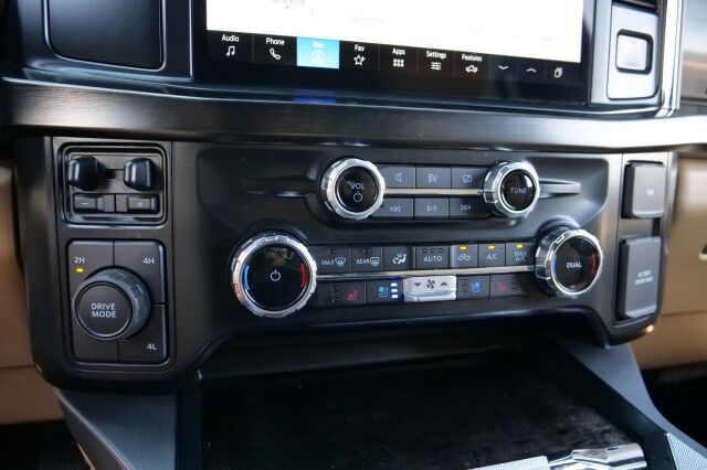 2024 Ford Super Duty F-350 LARIAT 4X4 / DRW / CM Flat Bed / 9FT / Turbo Diesel! High Point NC