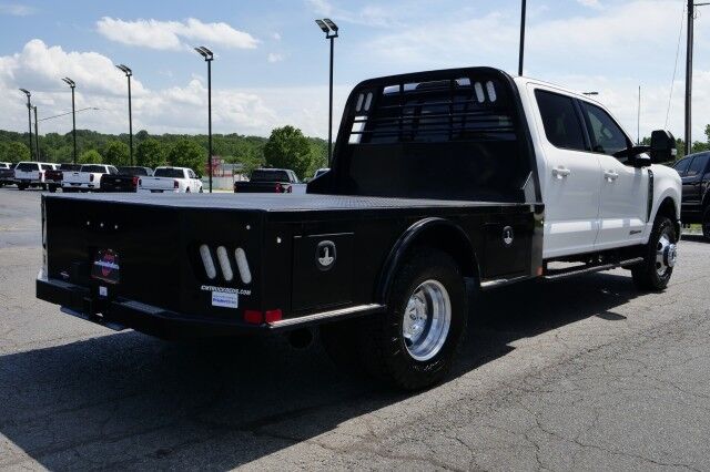 2024 Ford Super Duty F-350 LARIAT 4X4 / DRW / CM Flat Bed / 9FT / Turbo Diesel! High Point NC