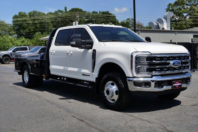 2024 Ford Super Duty F-350 LARIAT 4X4 / DRW / CM Flat Bed / 9FT / Turbo Diesel! High Point NC