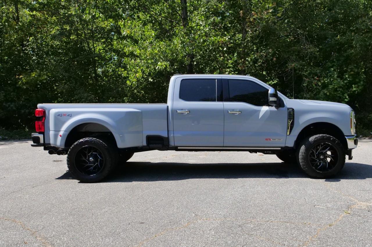 2024 Ford Super Duty F-350 LARIAT 4X4 / DRW / HO Diesel / Ultimate Package Lincolnton NC