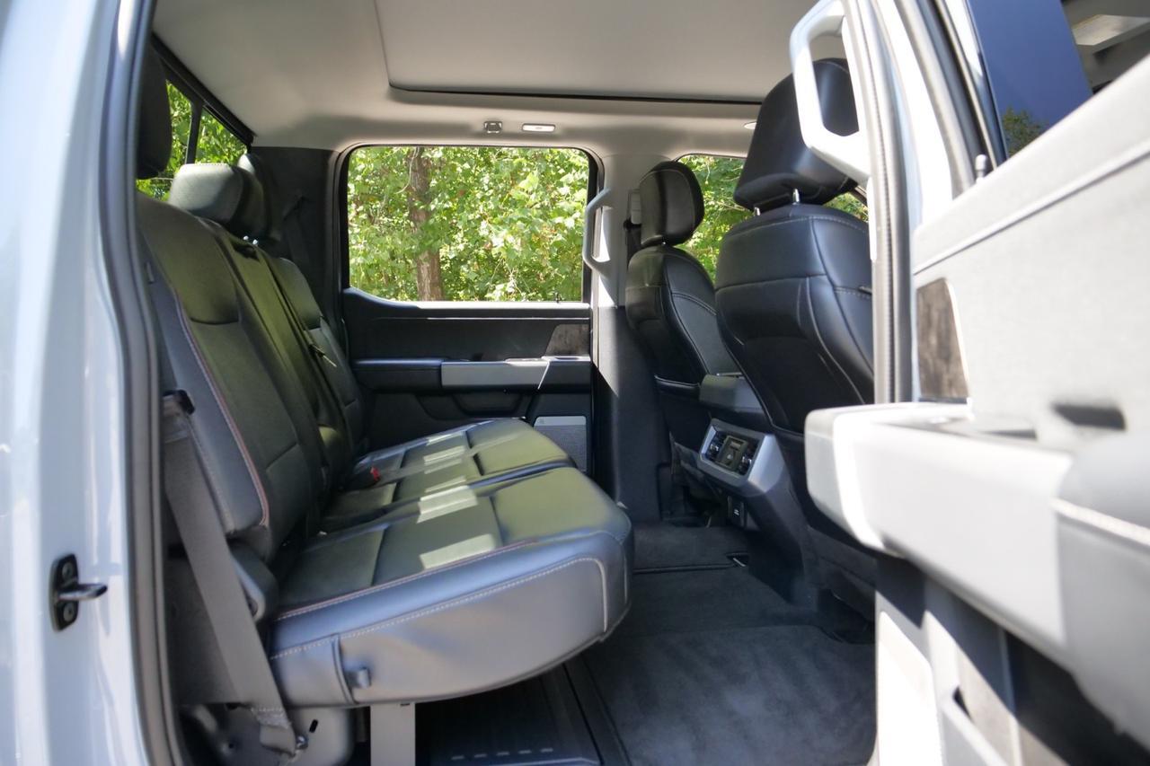 2024 Ford Super Duty F-350 LARIAT 4X4 / DRW / HO Diesel / Ultimate Package Lincolnton NC