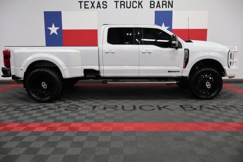 2024 Ford Super Duty F-350 LARIAT 6.7L Diesel Triple Crown Lift 24in Wheels Custom Interior Arlington TX