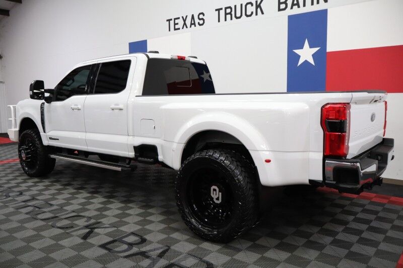 2024 Ford Super Duty F-350 LARIAT 6.7L Diesel Triple Crown Lift 24in Wheels Custom Interior Arlington TX